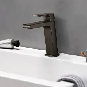 Misturador Lorenzetti LorenLike 2875 B78 Mesa Bica Baixa P/ Lavatório Monocomando Preto