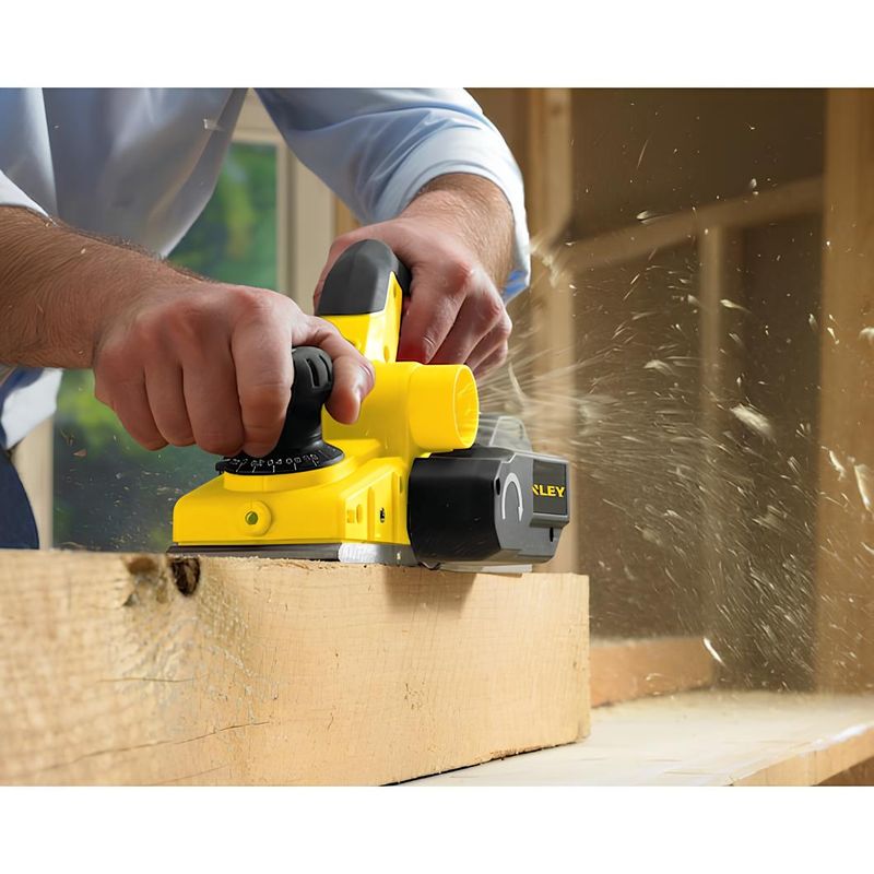 Plaina Stanley STPP7502-B2 Elétrica 750 W 220 V